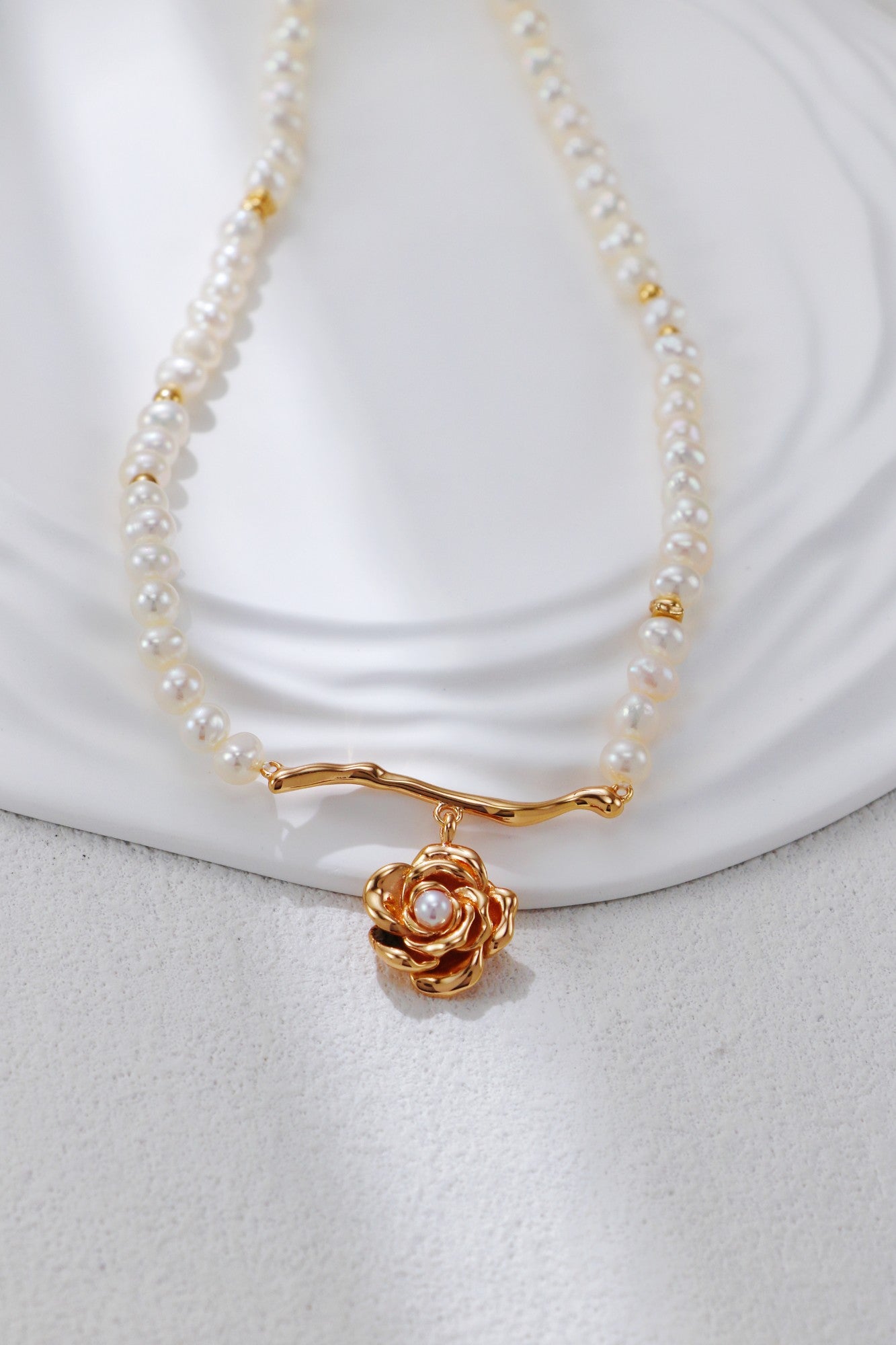 Golden Rose Pearl Necklace
