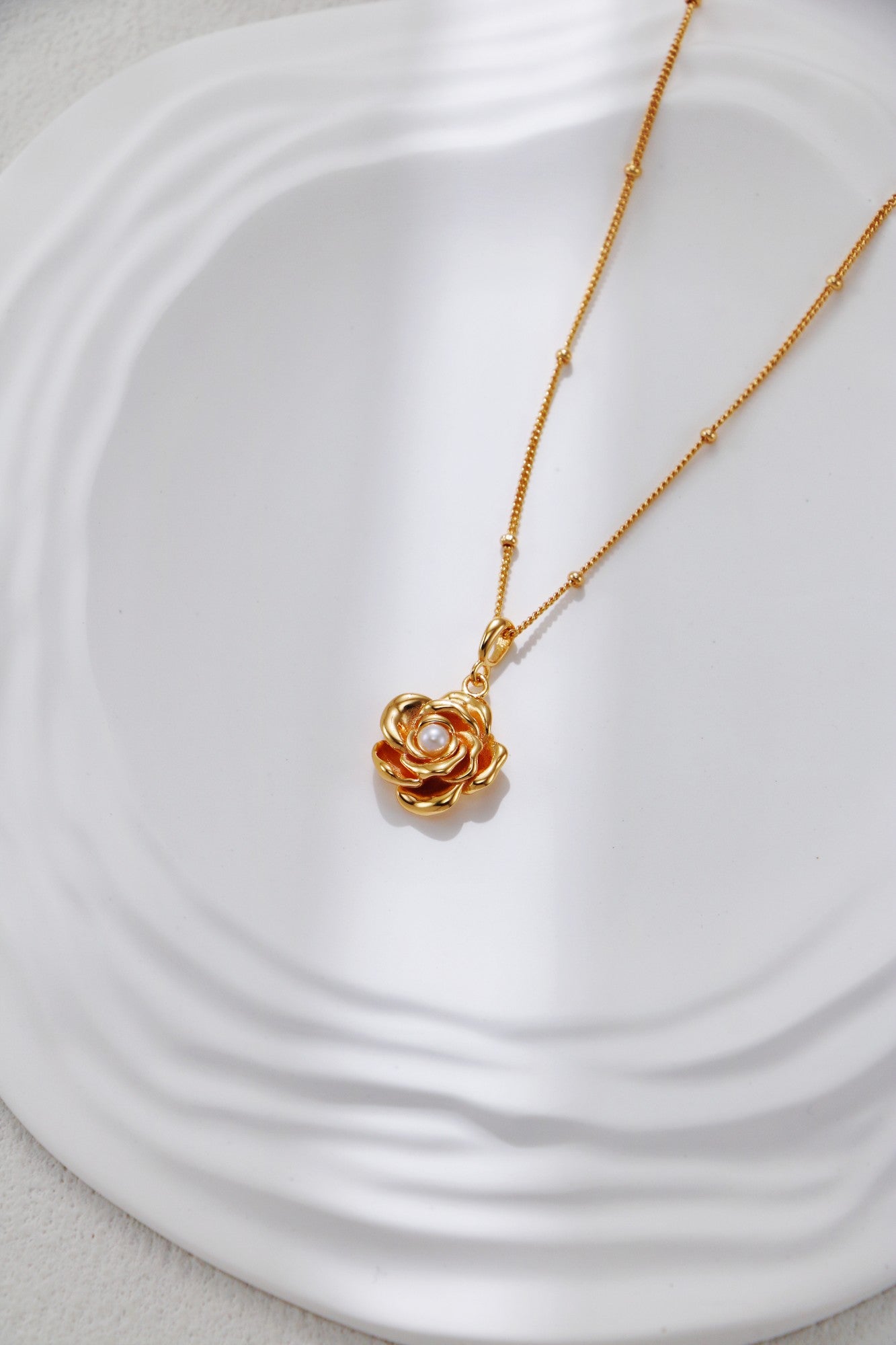 Golden Rose Pearl Necklace
