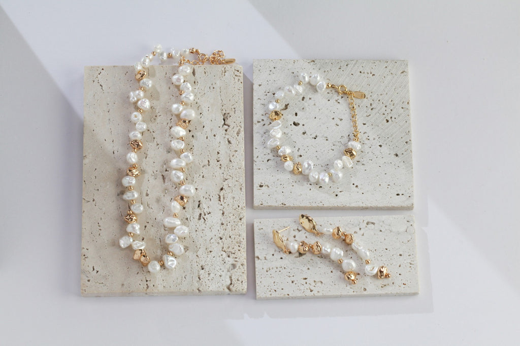 French Vintage Stone Pearl Necklace
