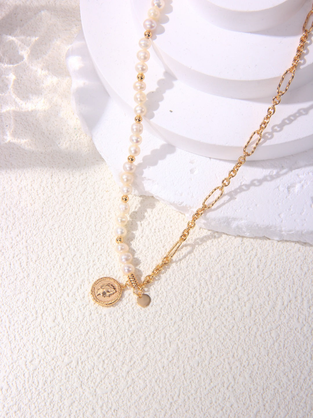 Vintage Gold Queen Coin Pearl Bracelet